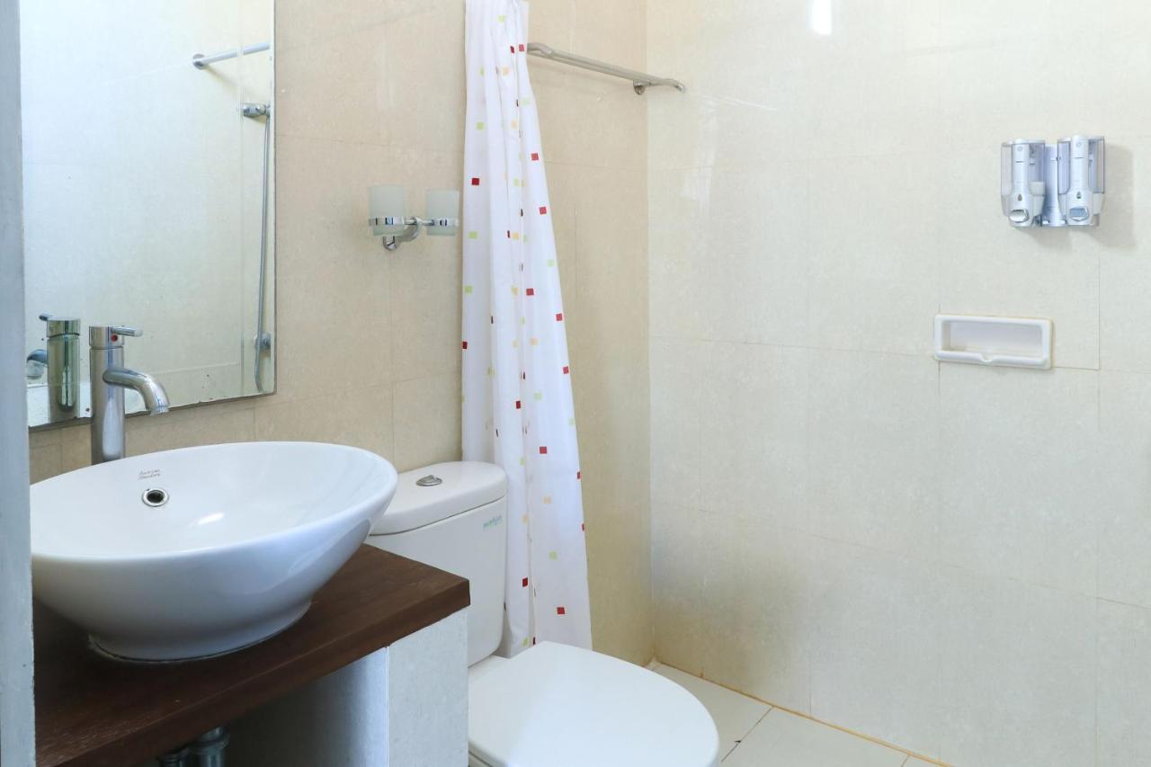 Ge Jacmart Homestay Makassar Eksteriør bilde
