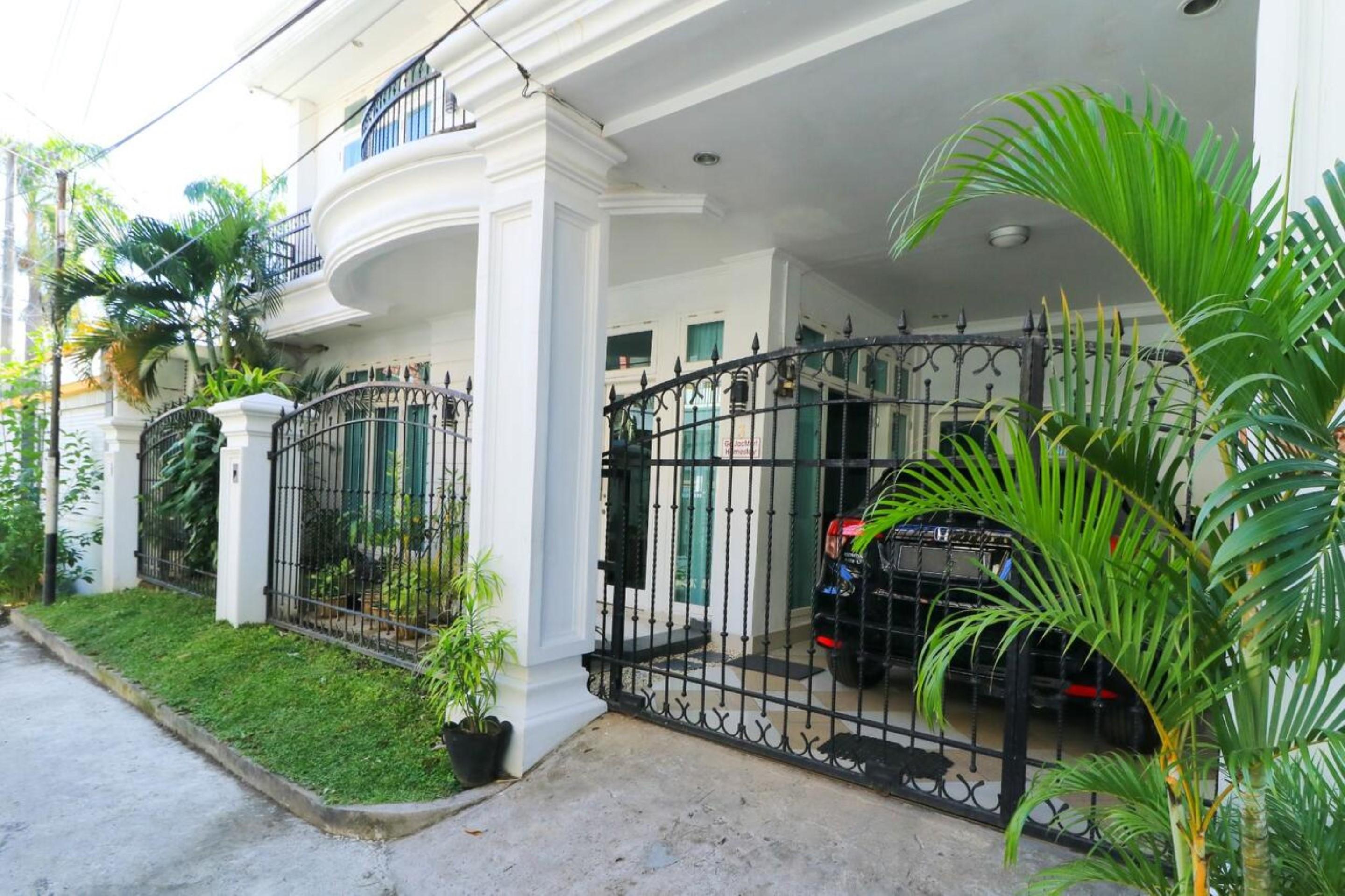 Ge Jacmart Homestay Makassar Eksteriør bilde